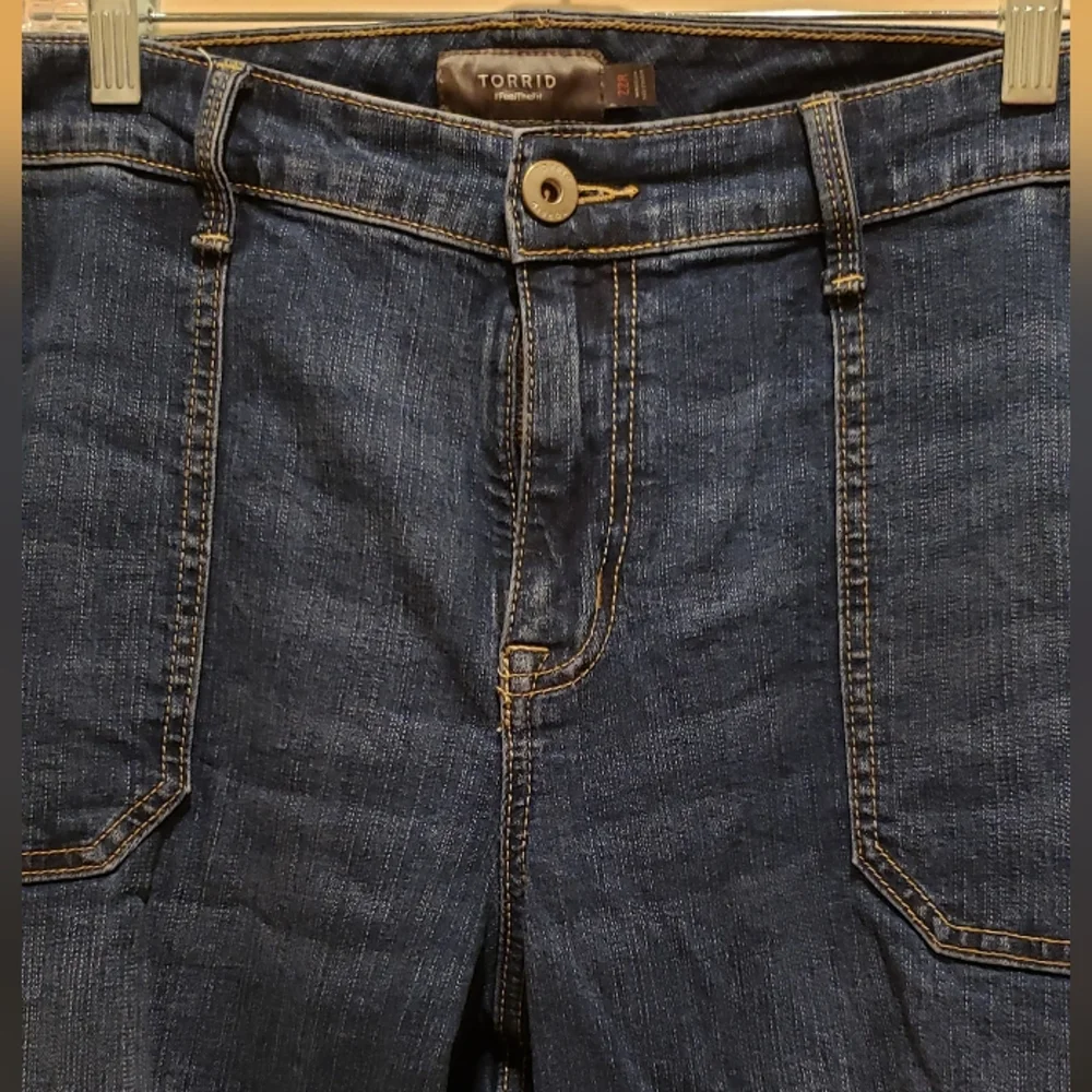 Torrid Womens Blue Distressed Boyfriend Jeans
